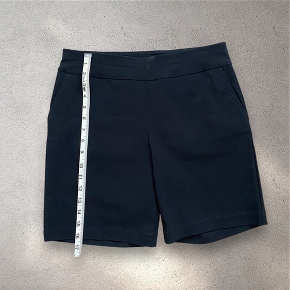 Talbots Black Stretch Twill Elastic Flat Waist Shorts – Size 6P (Petite) - Picture 6 of 7